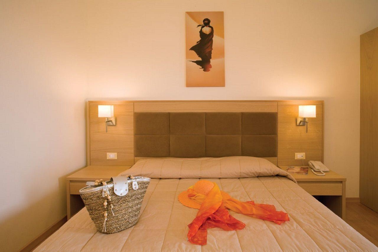 Lomeniz Hotel Rhodes City Exterior photo