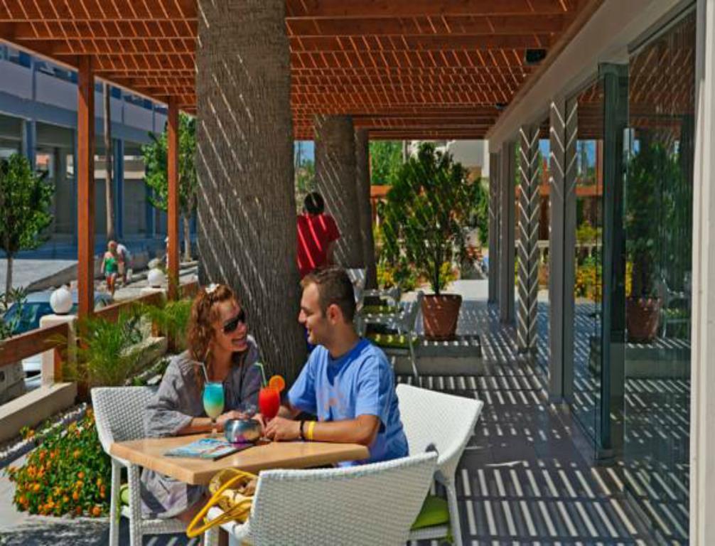 Lomeniz Hotel Rhodes City Exterior photo